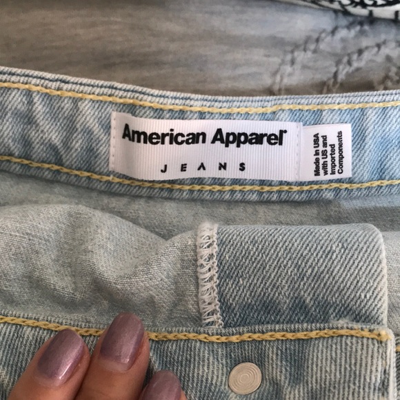 American Apparel Lightwash Denim Skirt - Picture 2 of 2